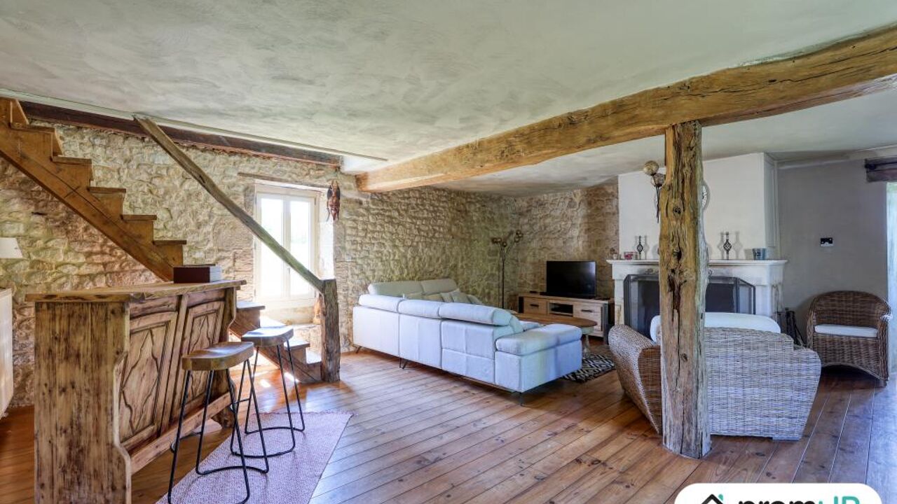 maison 8 pièces 1673 m2 à vendre à Brossac (16480)