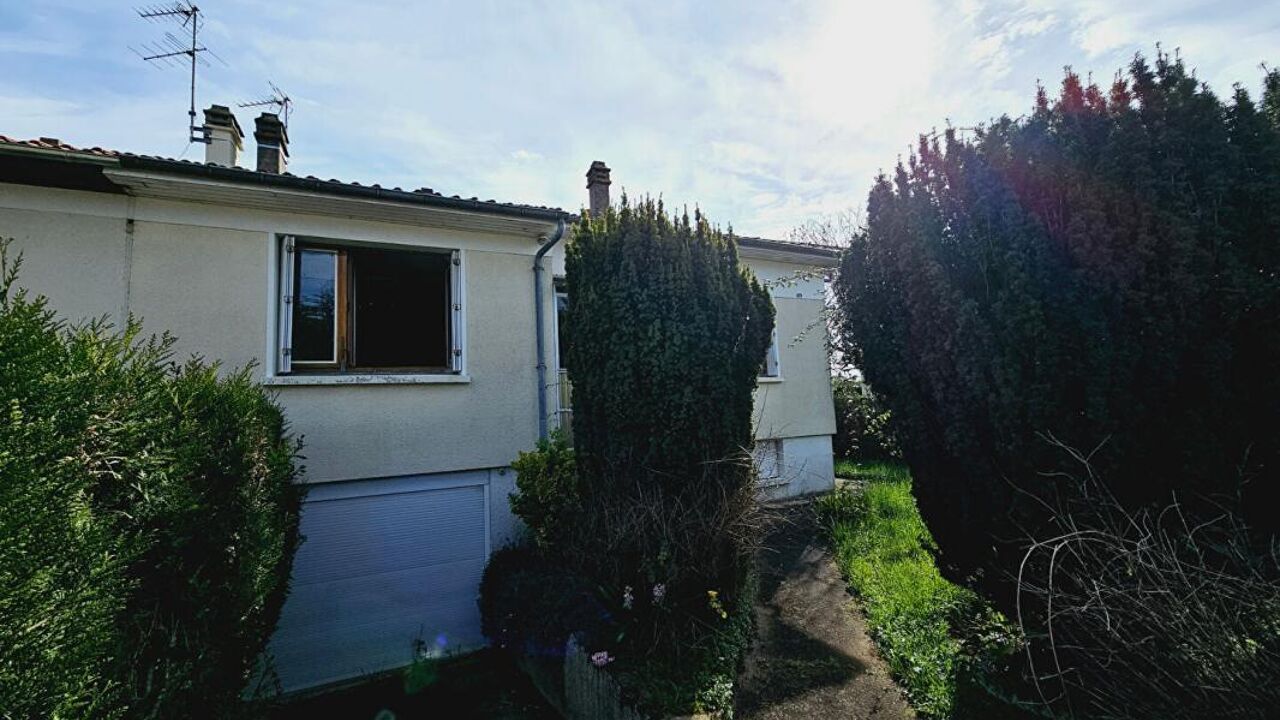 maison 4 pièces 60 m2 à vendre à Saint-Germain-du-Puy (18390)