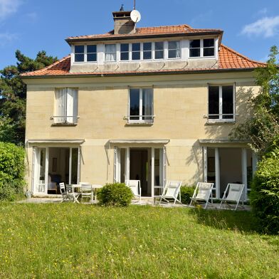 Maison 8 pièces 192 m²