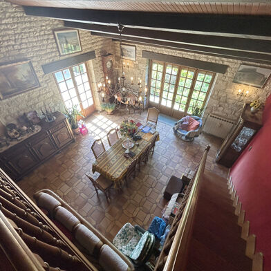Maison 6 pièces 220000 €