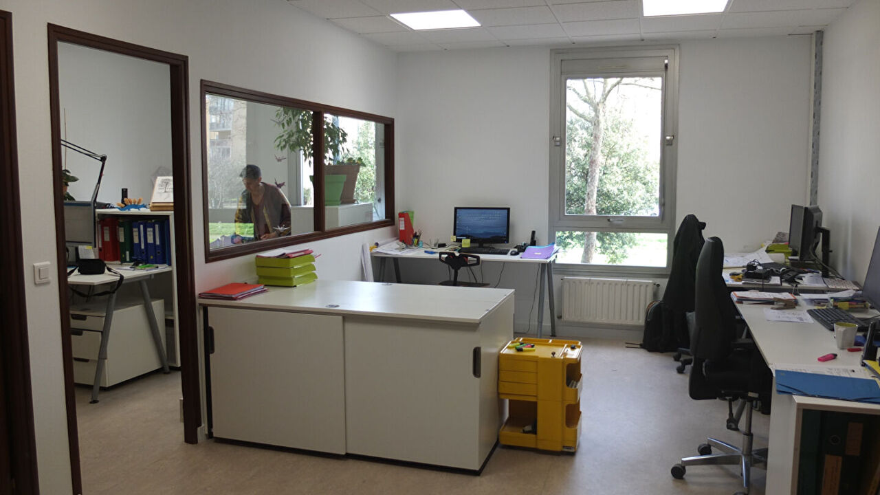 bureau  pièces 50 m2 à louer à Rennes (35200)