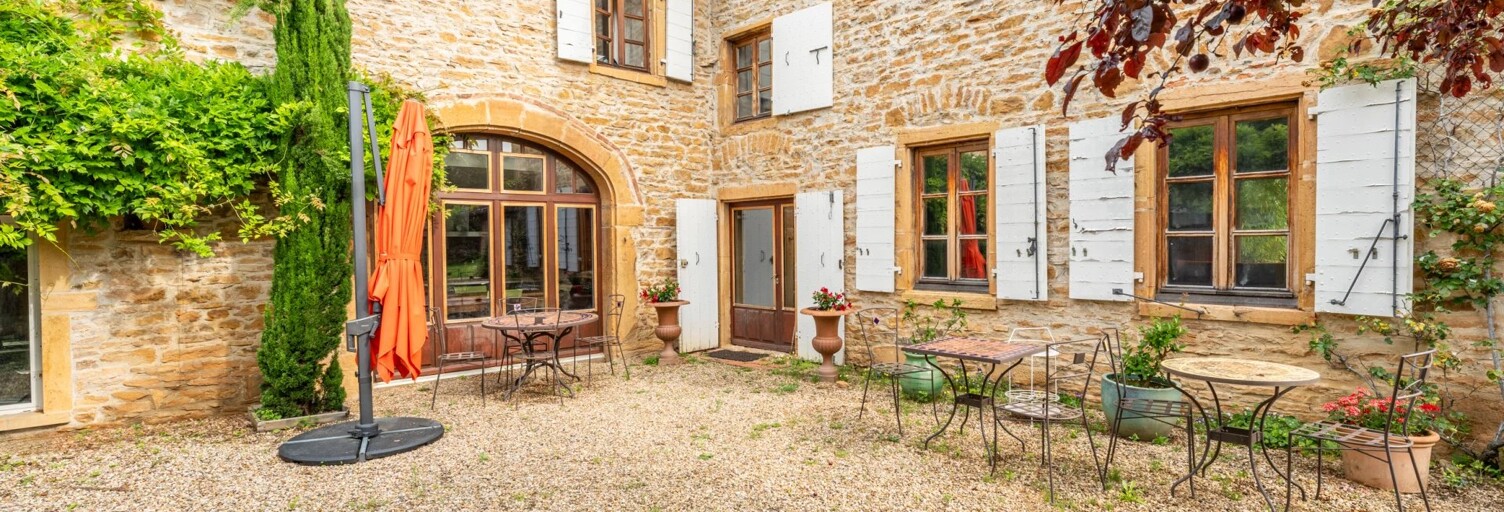Maison 8 Pièces 174 m² à vendre à Chessy (69380)