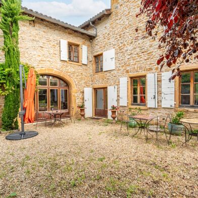 Maison 8 pièces 600000 €