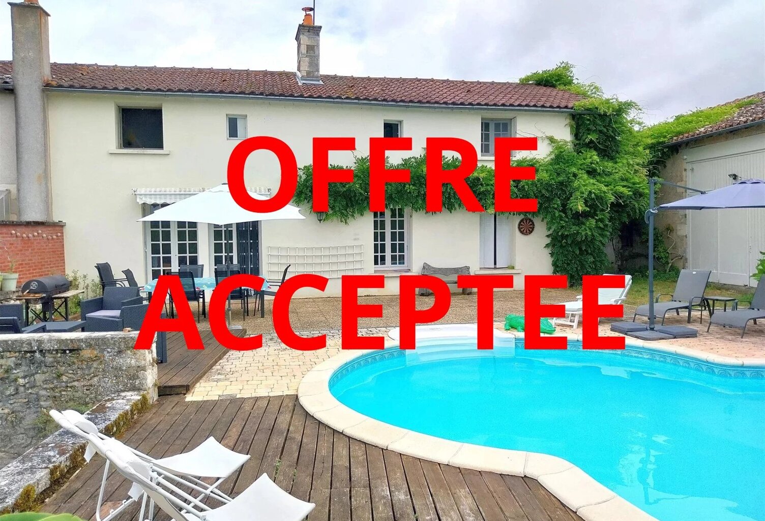 Superbe maison avec piscine à vendre proche Montmorillon 86 — photo 1