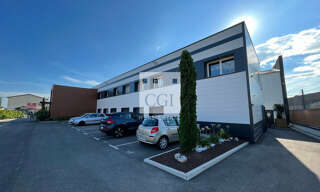 Bureau  112 m² à louer à Décines-Charpieu (69150)