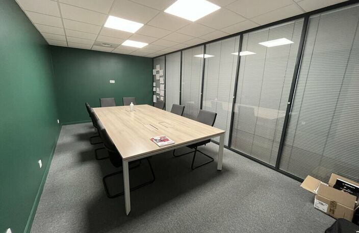 BUREAUX à LOUER — photo 5