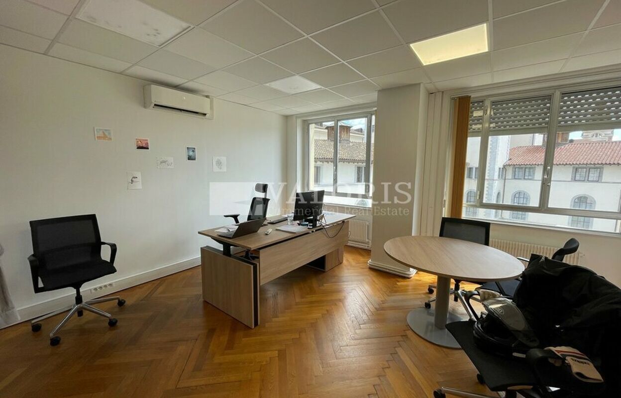 bureau  pièces 85 m2 à louer à Lyon 2 (69002)