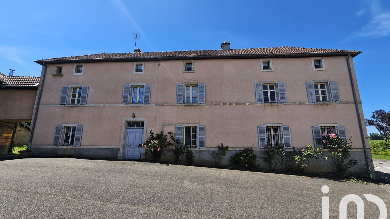 immeuble  pièces 1815 m2 à vendre à Pusey (70000)