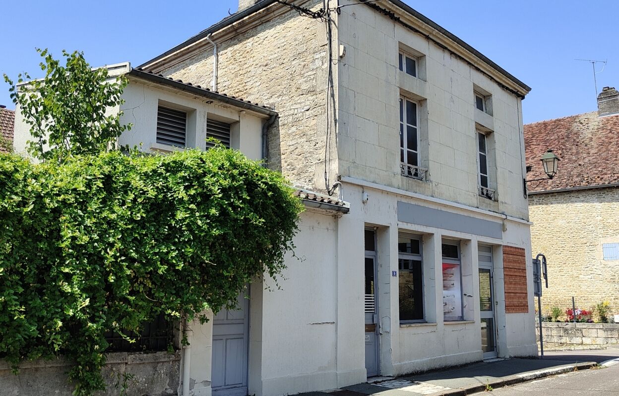 immeuble  pièces 54 m2 à vendre à Châteauvillain (52120)