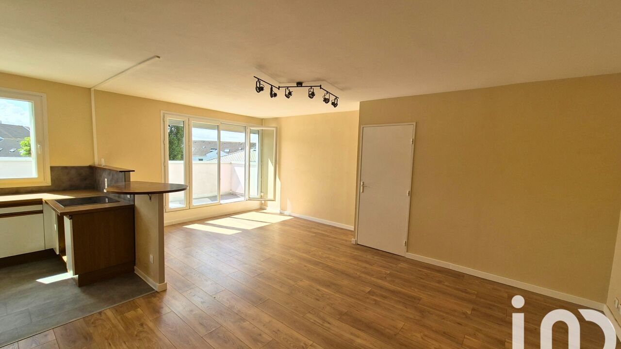 appartement 4 pièces 79 m2 à vendre à Évry (91000)