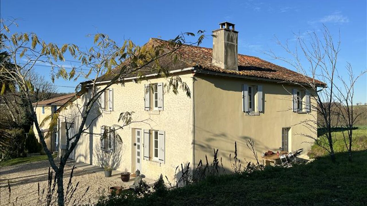 maison 5 pièces 138 m2 à vendre à Saint-Quentin-de-Chalais (16210)