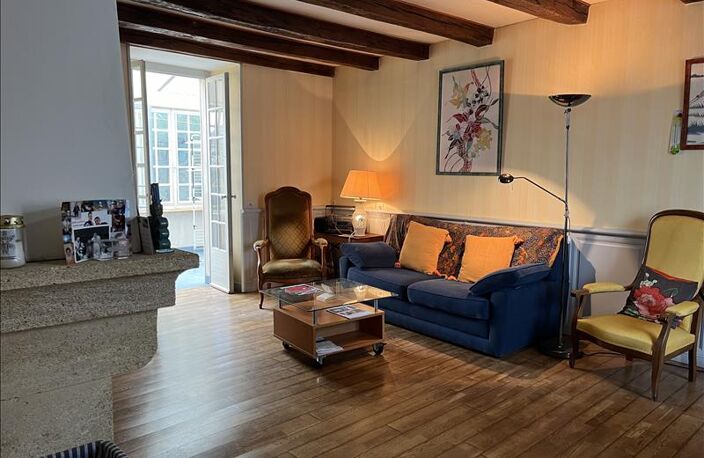 Maison de bourg de 6 pièces principales — photo 2