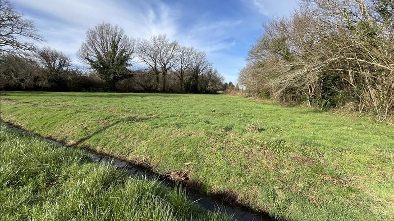 terrain  pièces 2565 m2 à vendre à Vayres (87600)