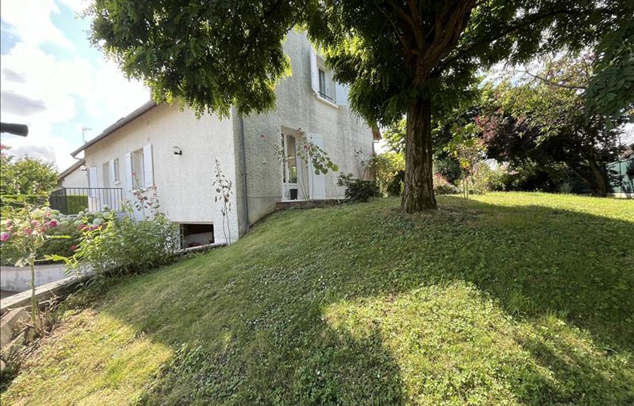 maison 6 pièces 140 m2 à vendre à Saint-Gervais-la-Forêt (41350)