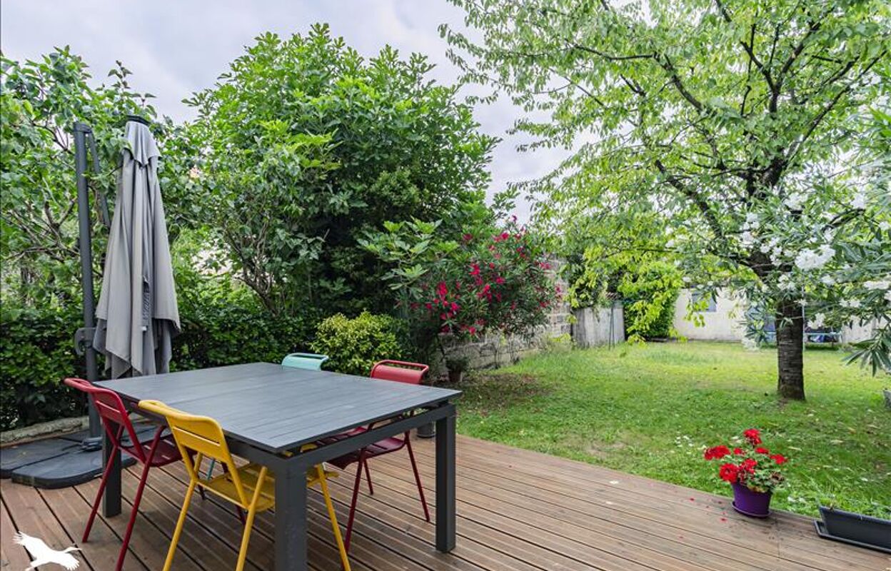 maison 4 pièces 93 m2 à vendre à Bordeaux (33100)