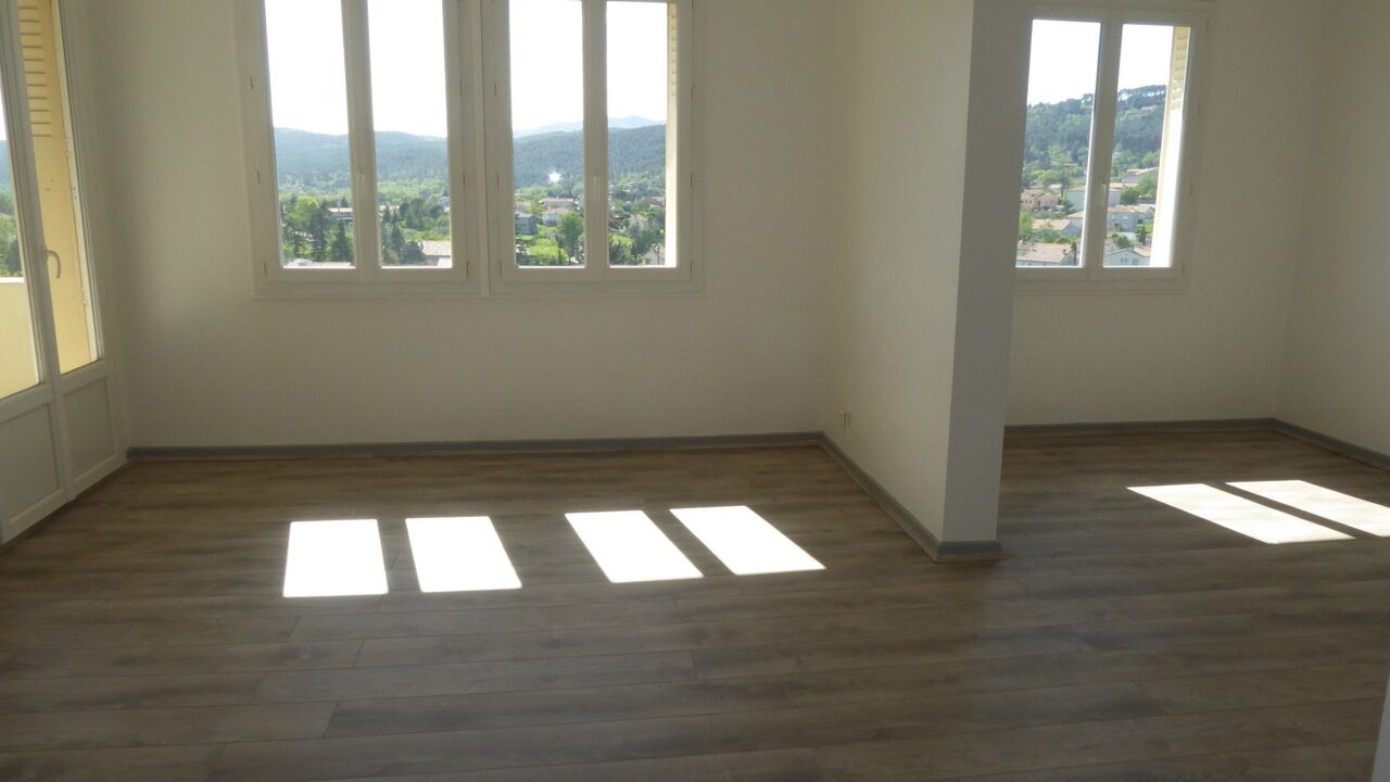 appartement 4 pièces 73 m2 à louer à Aubenas (07200)