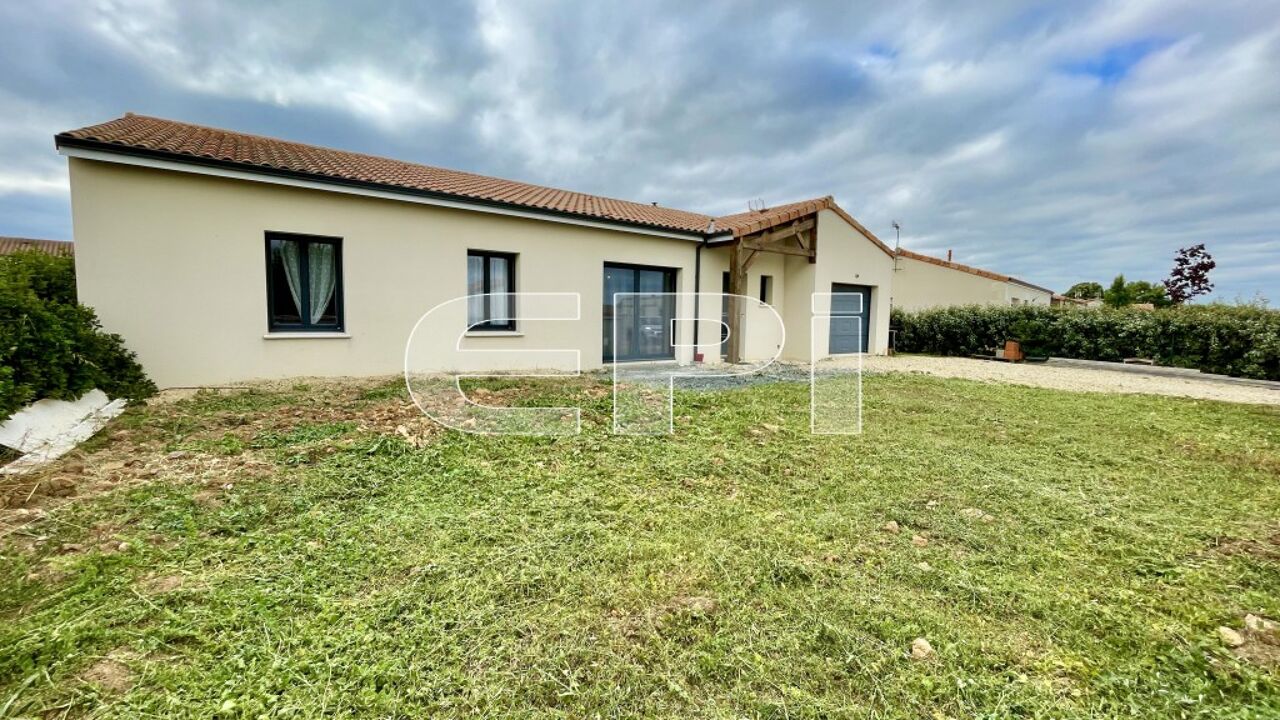 maison 5 pièces 117 m2 à vendre à Thouars (79100)