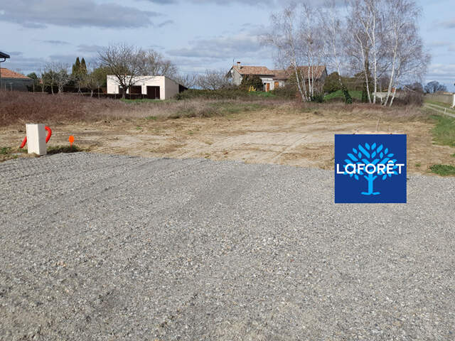 SAINT-HILAIRE TERRAIN CONSTRUCTIBLE HORS LOTISSEMENT — photo du bien