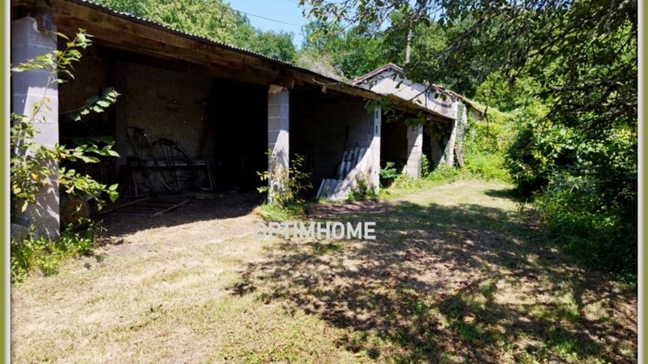 terrain  pièces 2570 m2 à vendre à Chalais (16210)