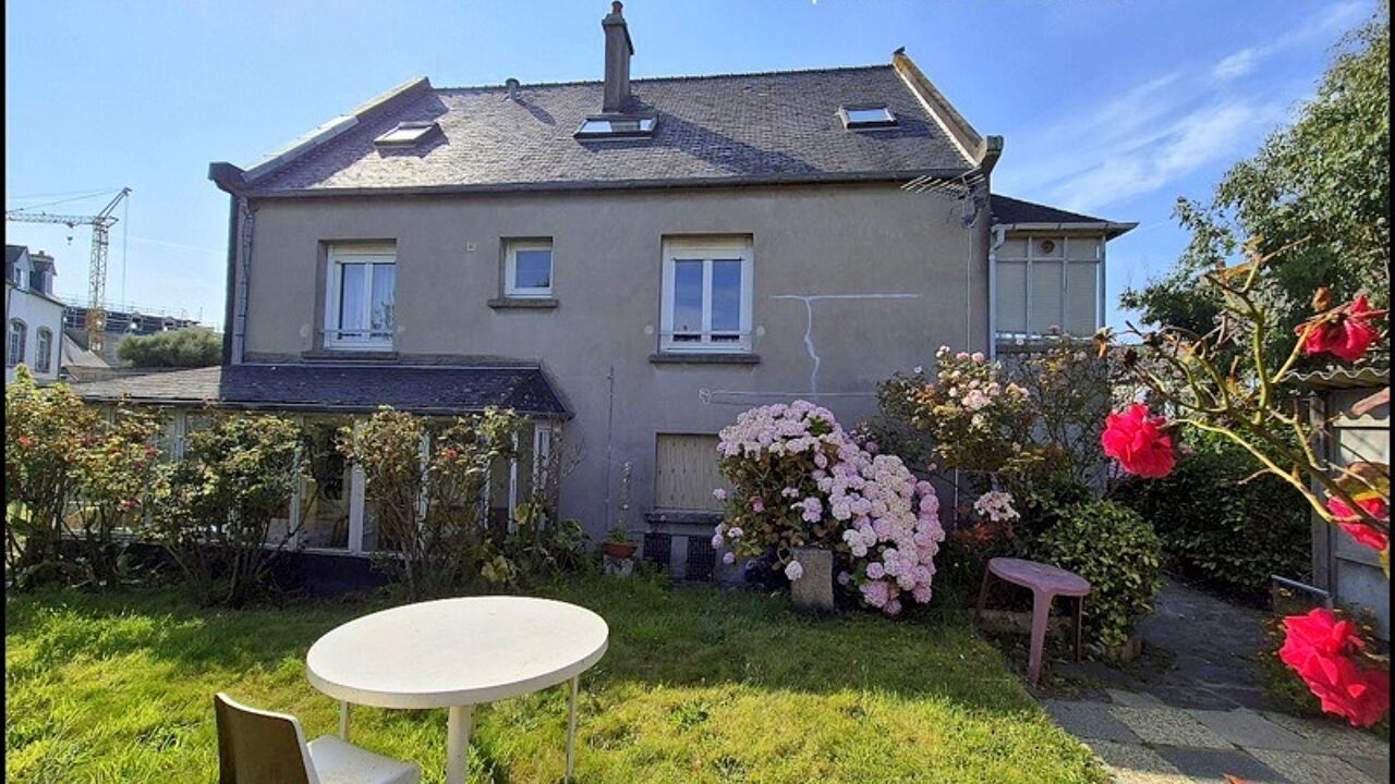 maison 12 pièces 202 m2 à vendre à Roscoff (29680)