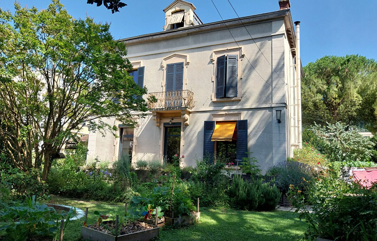 maison 12 pièces 268 m2 à vendre à Vienne (38200)