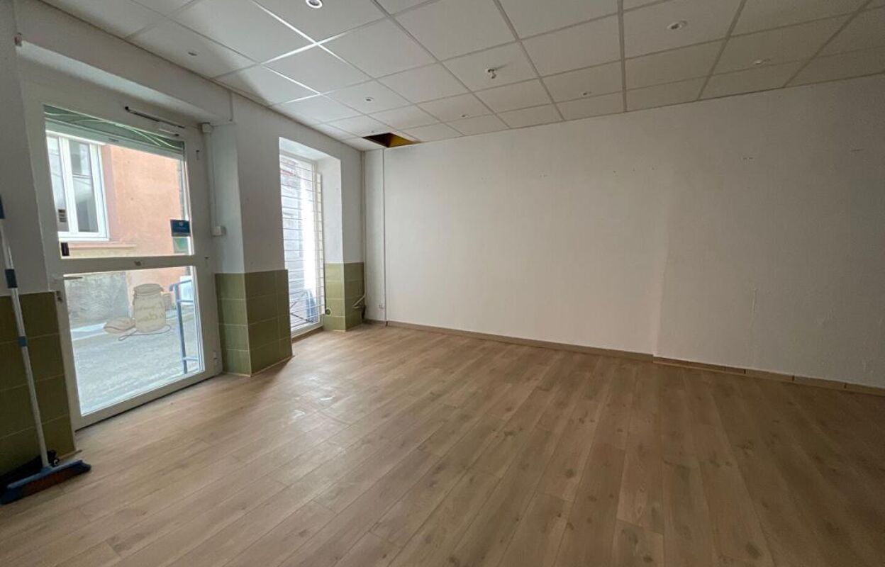 commerce  pièces 60 m2 à louer à Rive-de-Gier (42800)