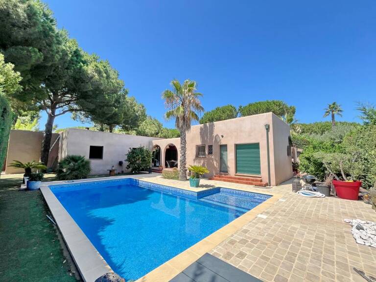Villa de prestige proche de la plage — photo 1