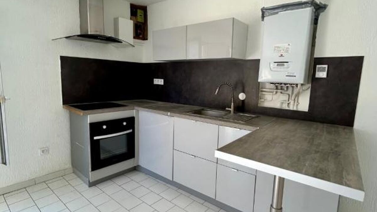 appartement 3 pièces 61 m2 à louer à Nîmes (30900)