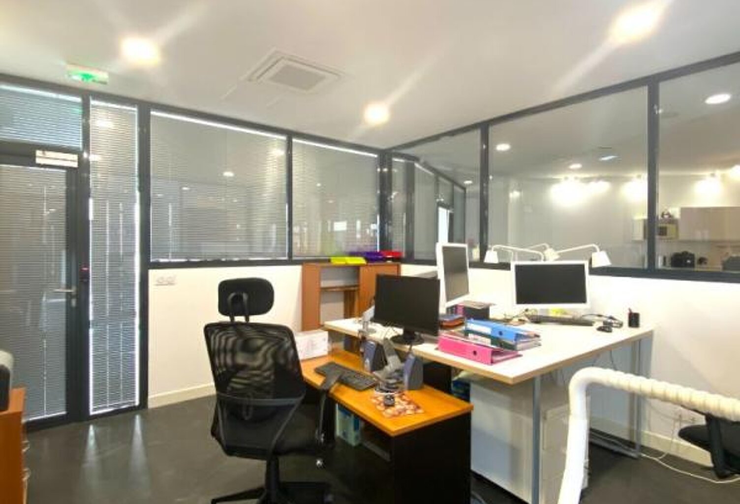 Local commercial Plaisance Du Touch de 135 m2 — photo 1