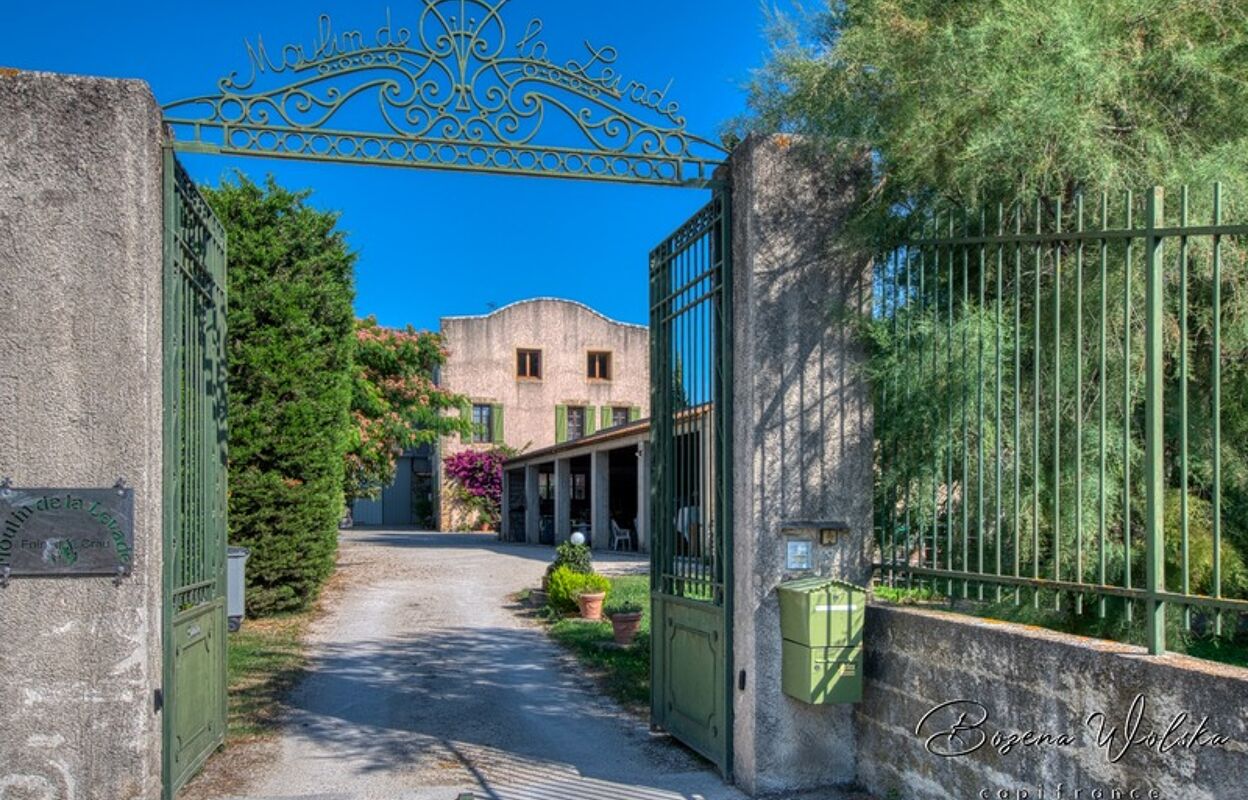 maison 14 pièces 400 m2 à vendre à Salon-de-Provence (13300)