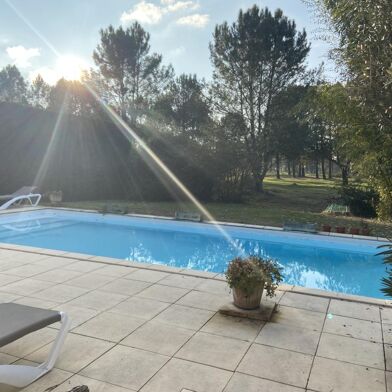 Appartement 1 pièces 600 €