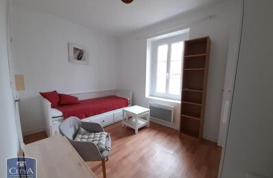 location appartement 393 € CC /mois à proximité de Smarves (86240)