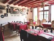 Murs et Fond de commerce d'un restaurant situé à TROO, village touristique. — photo 3