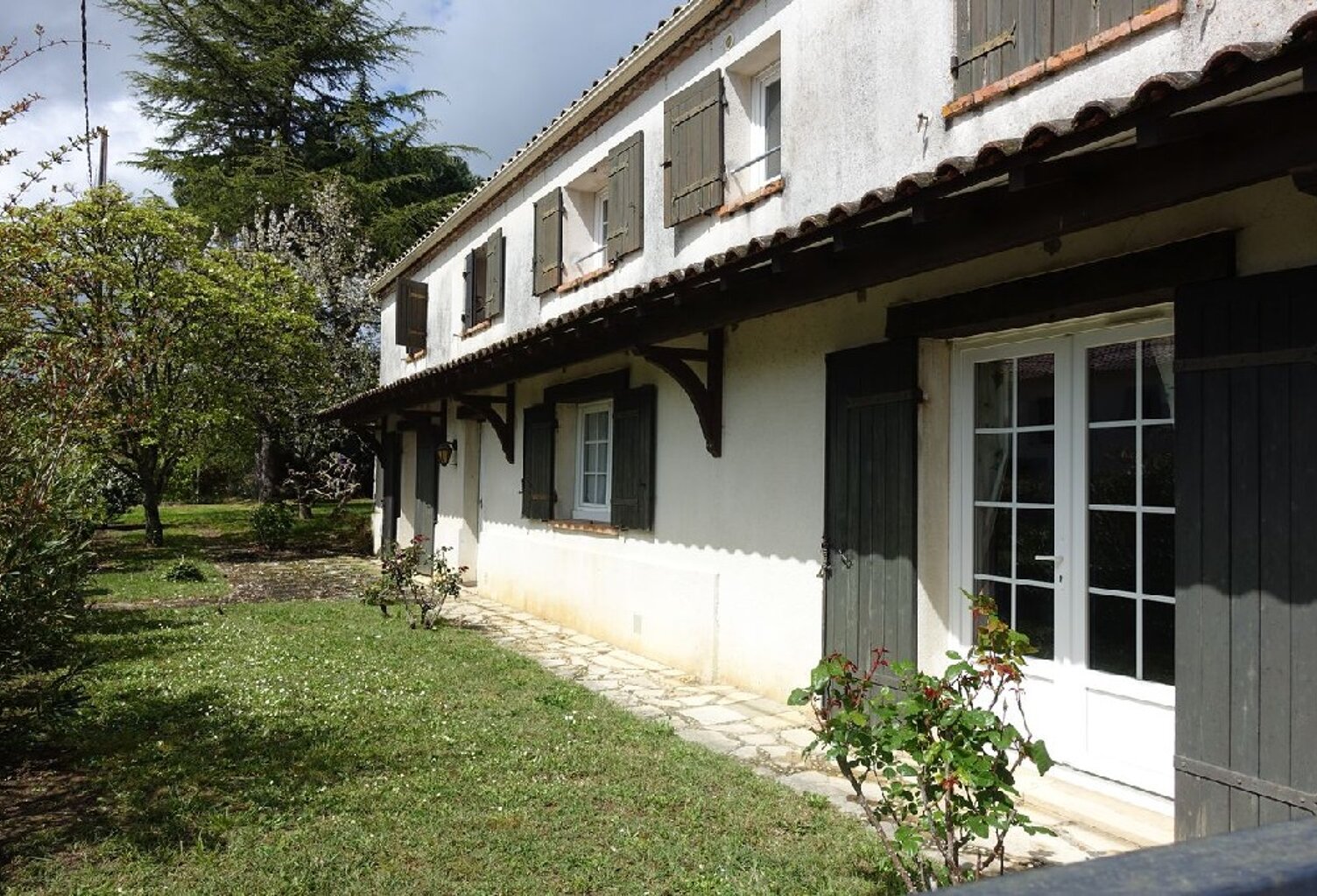 Maison 9 pièces 270 m&sup2; — photo 1
