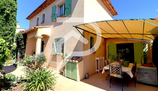 Villa / Maison 5 pièces  à vendre Hyères 83400