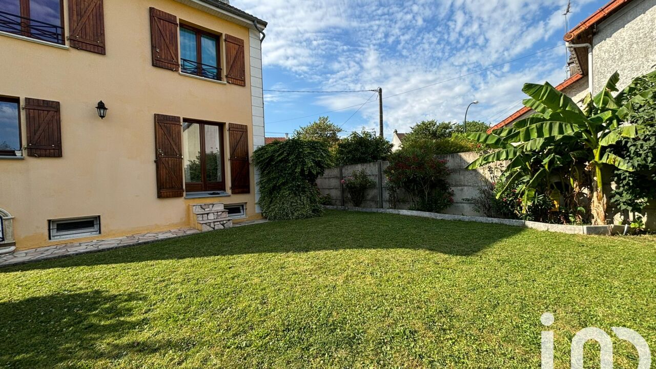 maison 7 pièces 114 m2 à vendre à Noisy-le-Grand (93160)