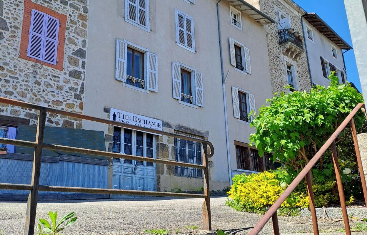 immeuble  pièces 230 m2 à vendre à Rochechouart (87600)