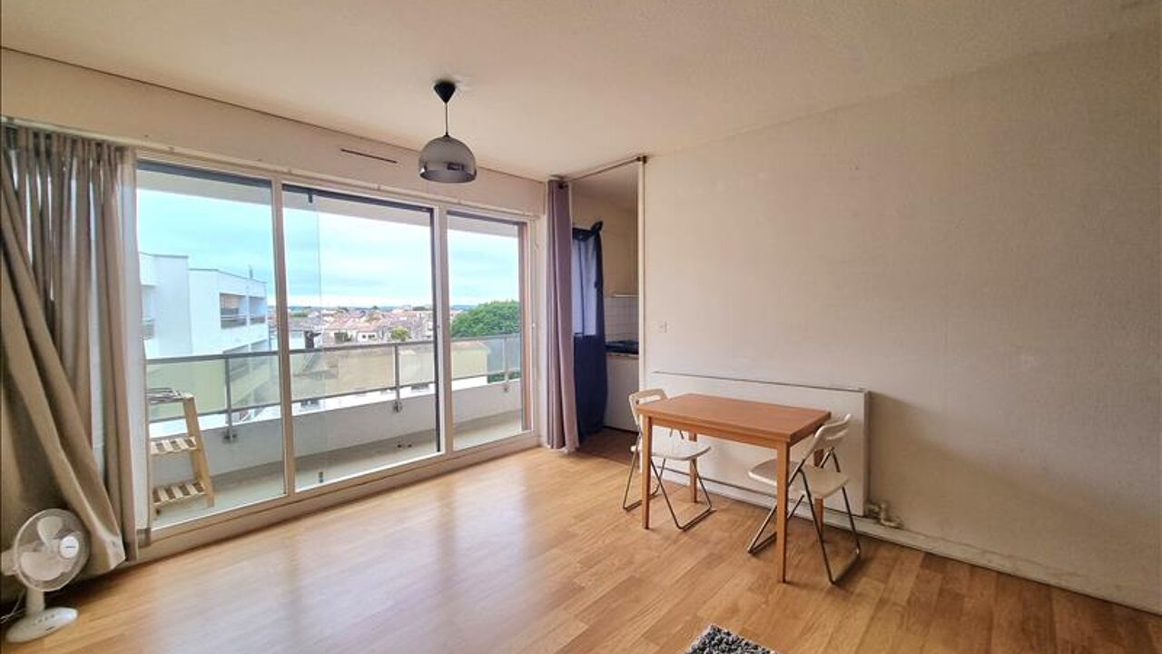 appartement 1 pièces 26 m2 à vendre à Bordeaux (33800)