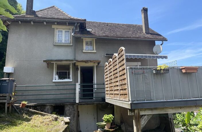 Maison en pierre de 5 pièces principales — photo 2