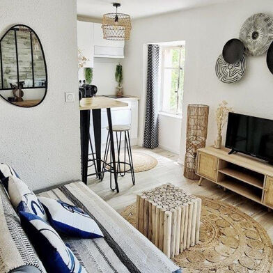 Immeuble  436800 €