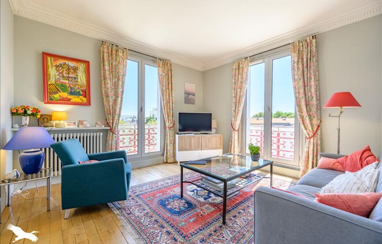 appartement 4 pièces 84 m2 à vendre à La Rochelle (17000)