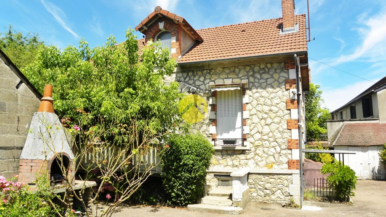 maison 7 pièces 163 m2 à vendre à Cosne-Cours-sur-Loire (58200)