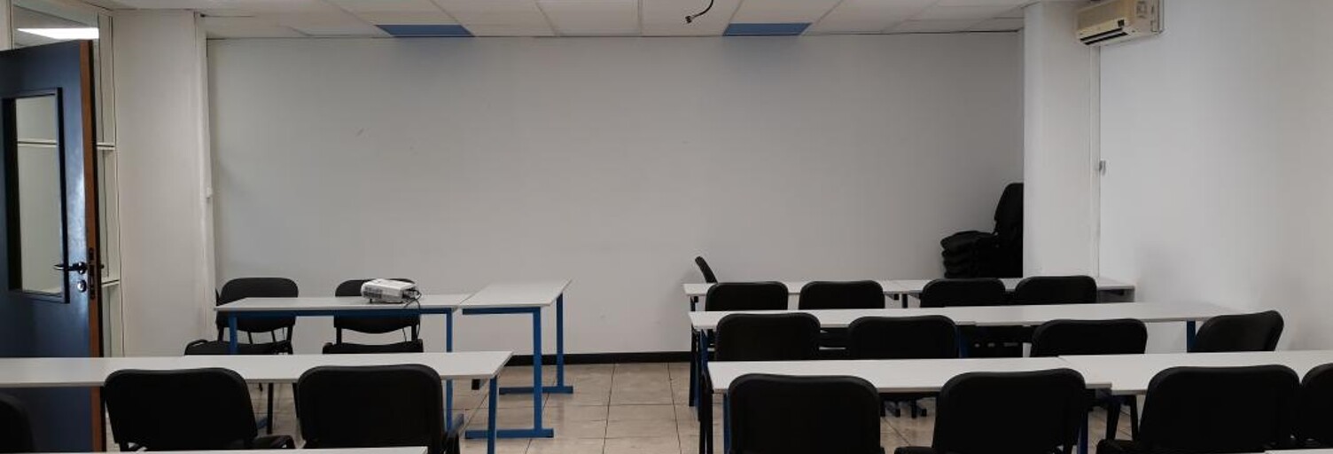 Bureau  26 m² à louer à Saint-Denis (97490)