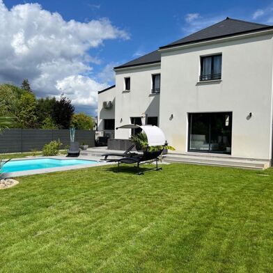 Maison 7 pièces 679900 €