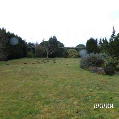 Terrain 1104 m²