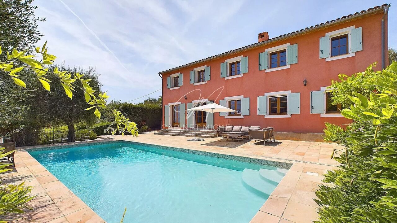 maison 6 pièces 200 m2 à vendre à Châteauneuf-Grasse (06740)