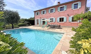 Maison 6 Pièces 200 m² à vendre à Châteauneuf-Grasse (06740)