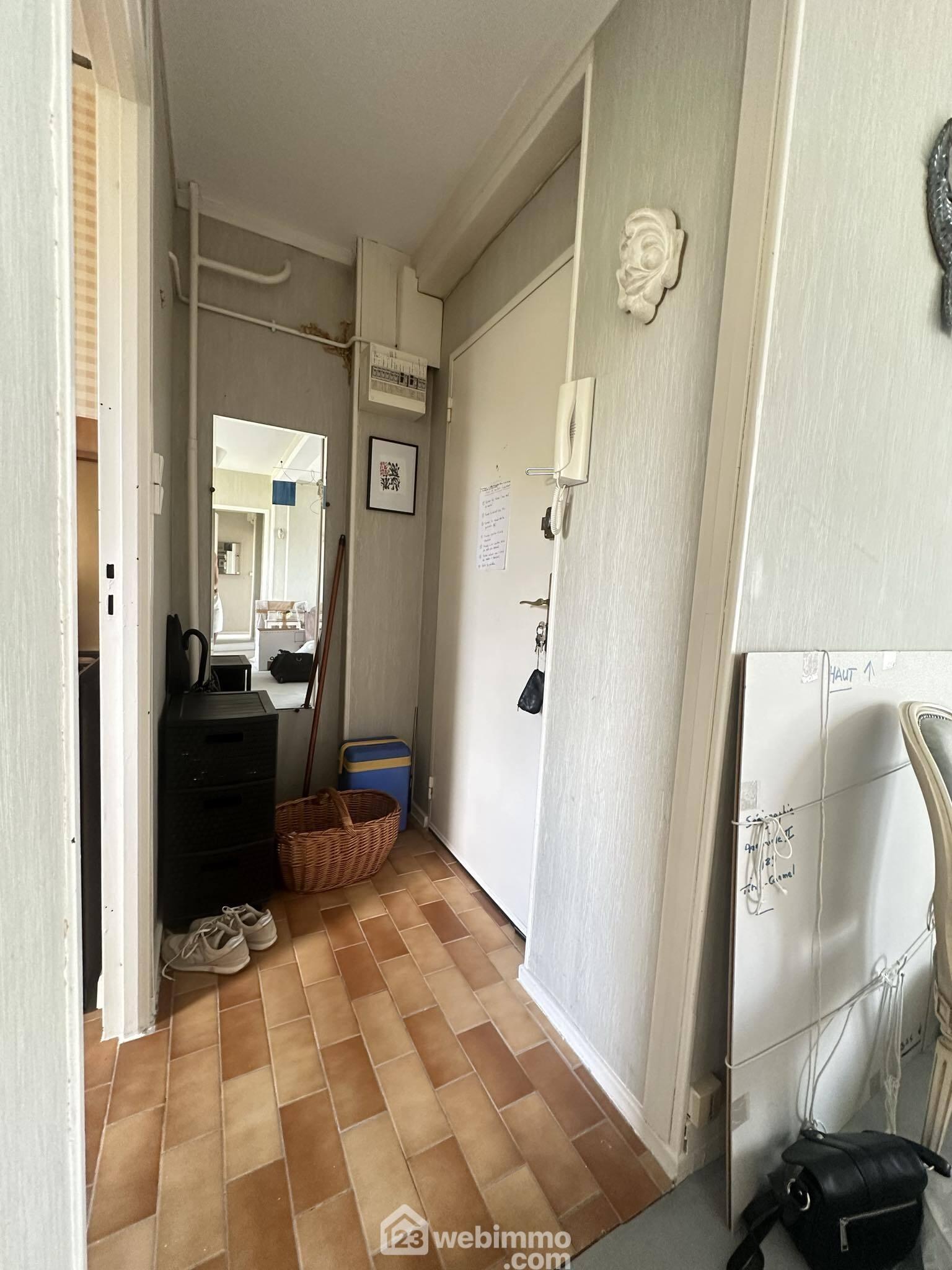 Appartement - 65m² - laon