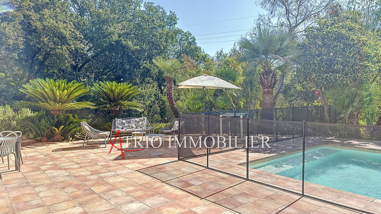 maison 6 pièces 205 m2 à vendre à Cagnes-sur-Mer (06800)