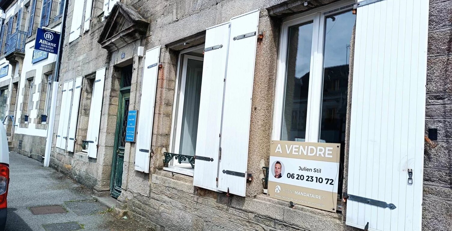 PONTIVY - APPARTEMENT T2 AVEC GARAGE PRIVATIF — photo 1